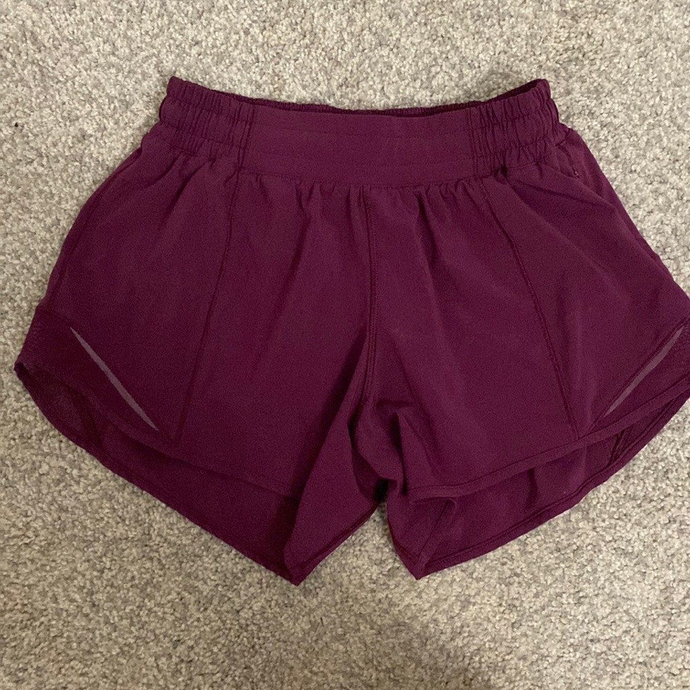 Lululemon hotty hot shorts